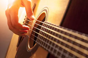 Classical Guitar Lessons Formby (01704)